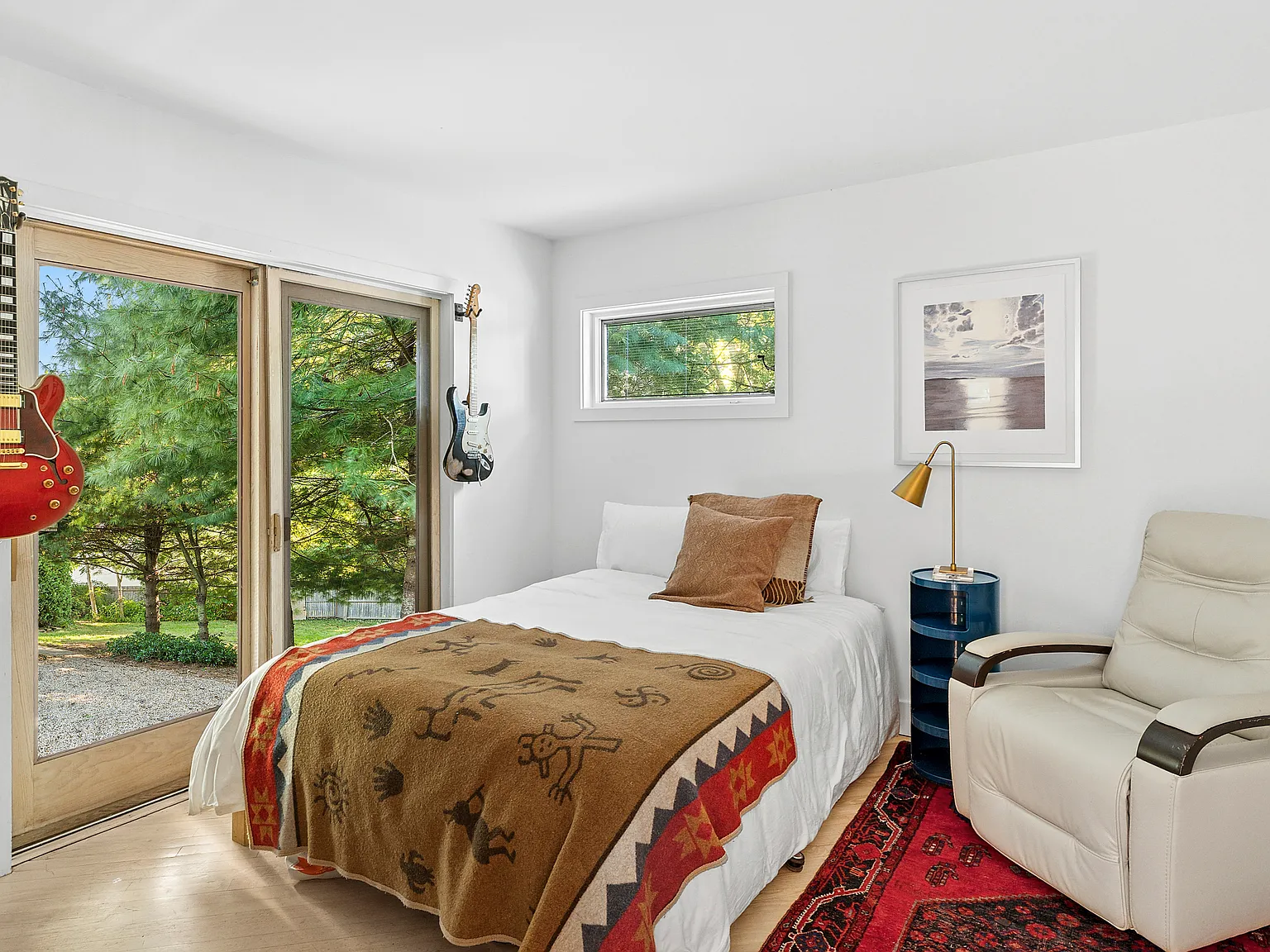 East Hampton Village Rental — Photo 3