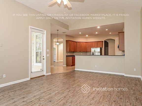 4th image of 2512 W Caparina Dr