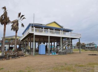 954 Surfside Dr, Pt Bolivar, TX 77650