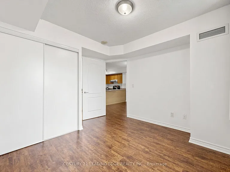 17 Barberry Pl #905 — Photo 14