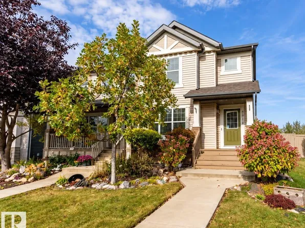 2914 18a Ave NW, Edmonton, AB T6T 0N7