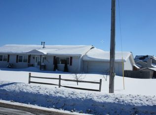 3836 Mapleton Rd, North Tonawanda, NY 14120