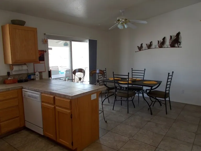 3179 Saratoga Ave — Photo 10