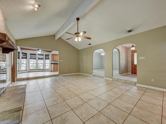 4th image of 1518 Vista Del Monte