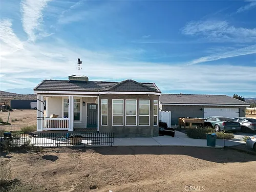 11152 E Avenue V12 Photo 1