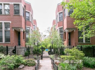 24 N Ada St #E, Chicago, IL 60607
