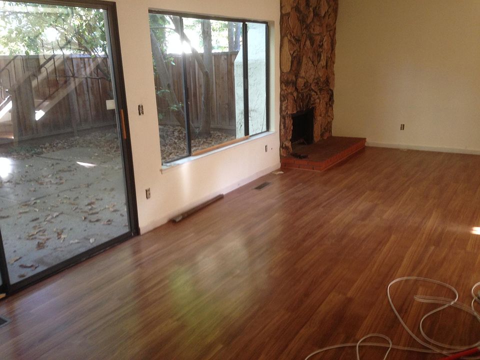 Living Room with Fire place