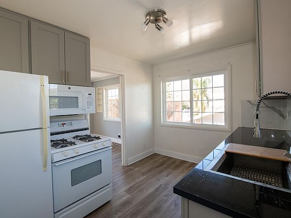 5th image of 1392 Magnolia Ave #2
