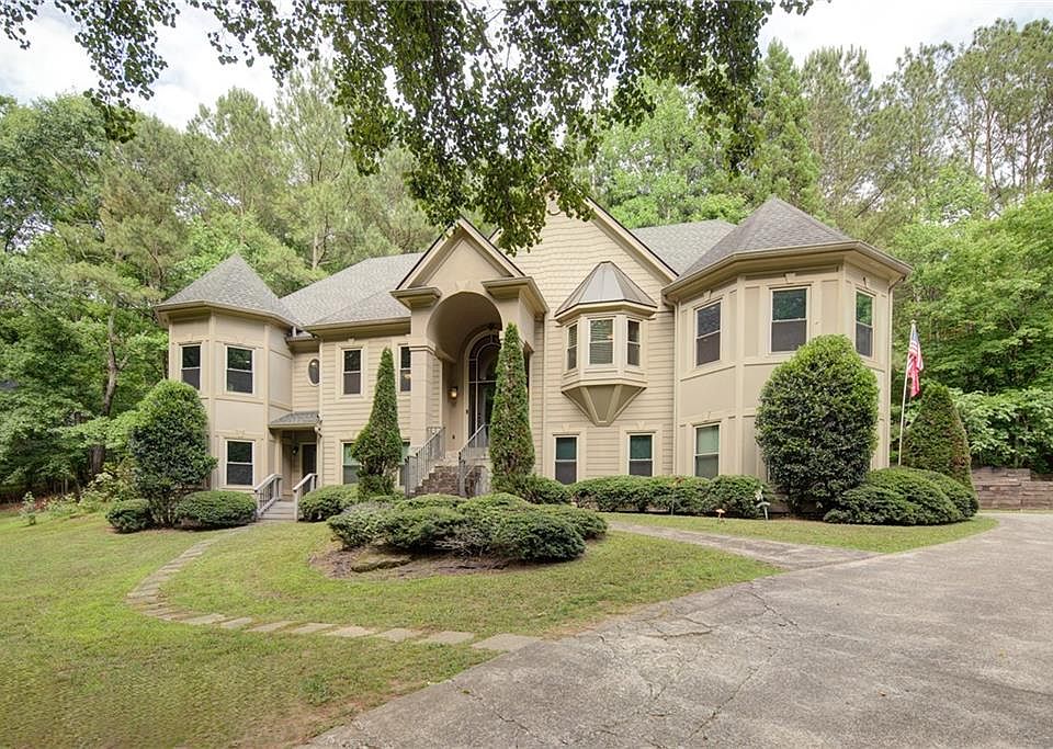 1st image of 2535 Ashford Dr