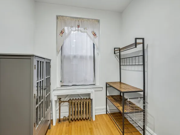 72-34 Austin Street image 9 of 15