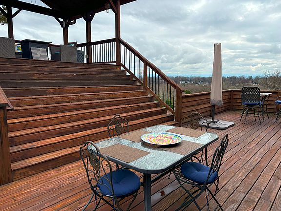2nd image of 4801 Farland Dr