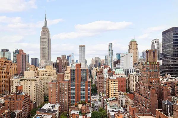 Sold by Halstead Real Estate | media 32