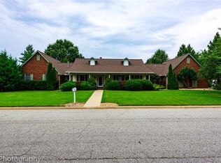 3805 W Sunset Dr, Pea Ridge, AR 72756