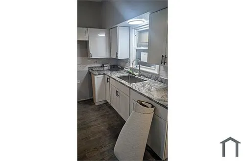 10924 S Wabash Ave Photo 1