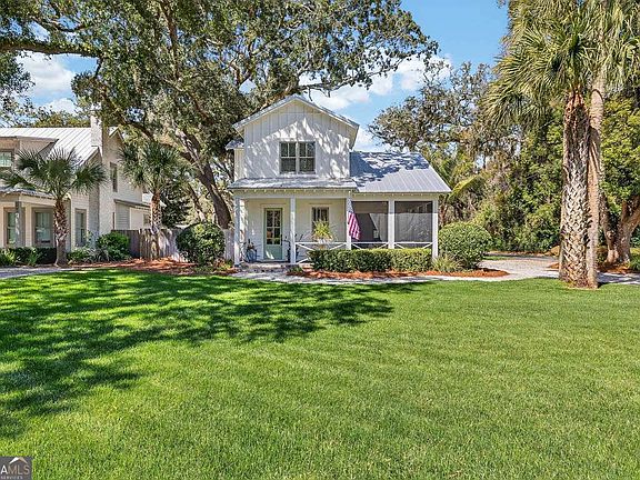 2nd image of 1925 Frederica Rd