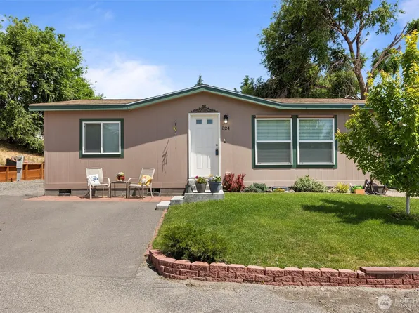 324 Mojave Court, West Richland, WA 99353