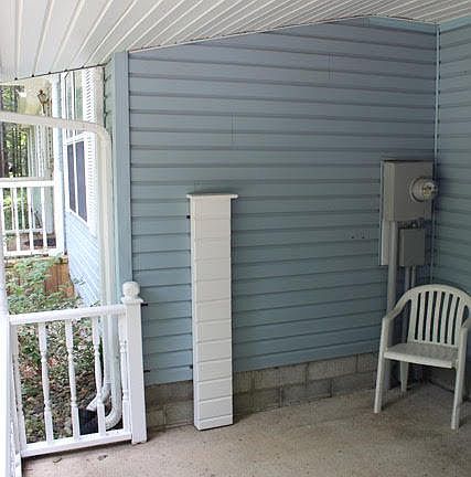 5th image of 974 Little John Ave