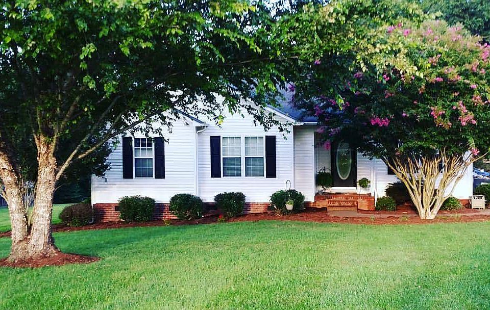 1st image of 126 Mount Zion Dr