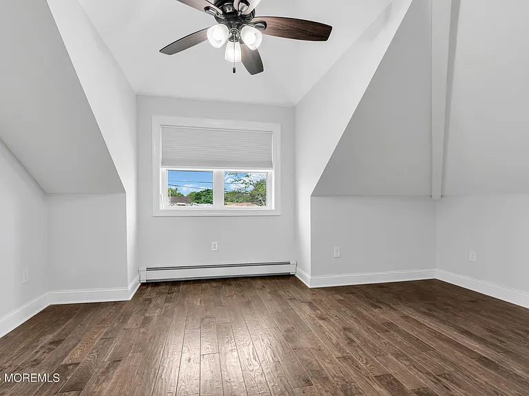 505 Long Branch Ave — Photo 26