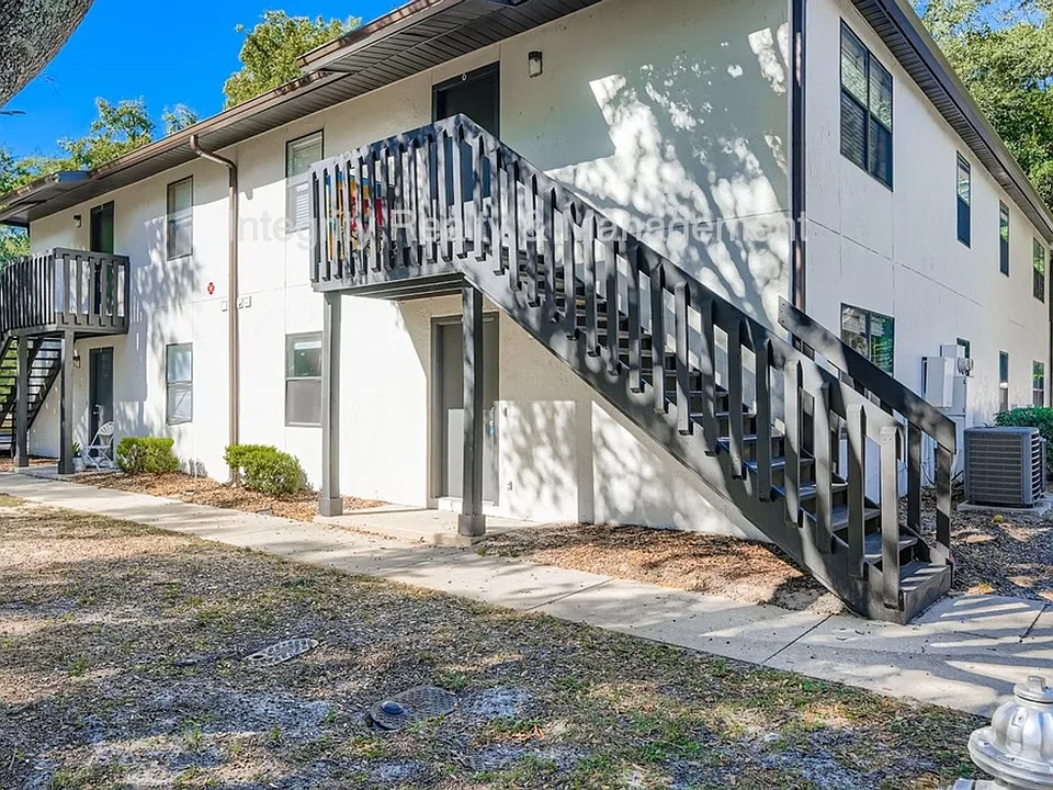 Parkridge Apartments