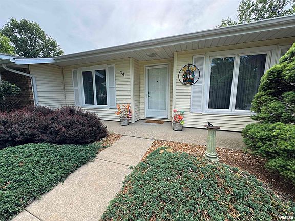3rd image of 34 Birch Lake Dr