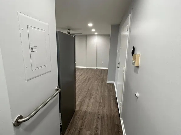 334 S Main St APT 1C, Williamstown, NJ 08094