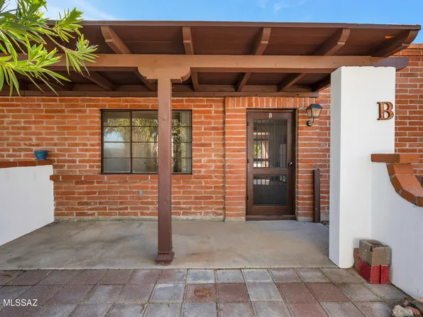 341 W Camino Penasco, Green Valley, AZ 85614