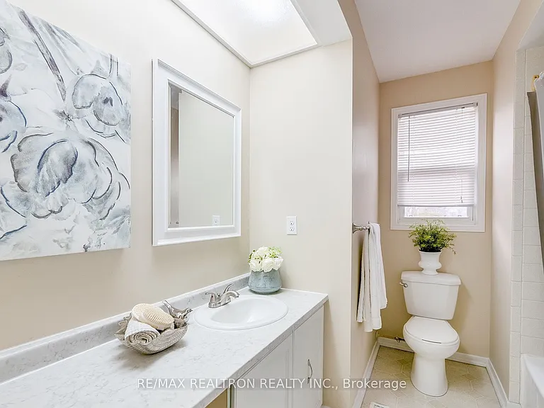 122 Rutledge Ave — Photo 17