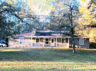 38 Peace Dr, Bronson, FL 32621