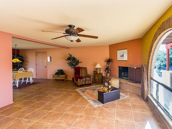 5th image of 551 S Corpino De Pecho