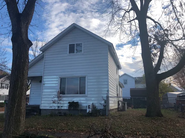 1201 Stanton St, Bay City, MI 48708