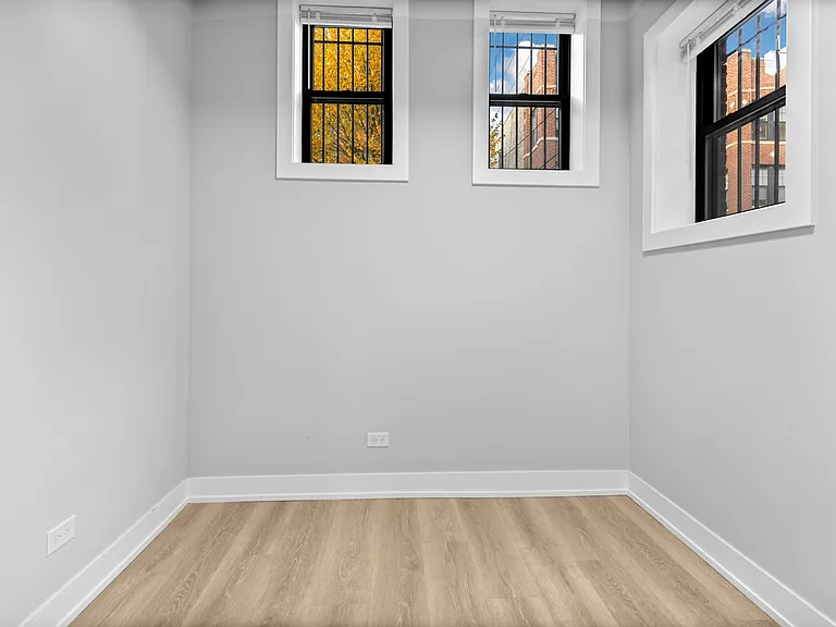 1649 W Jonquil Ter #GE — Photo 7