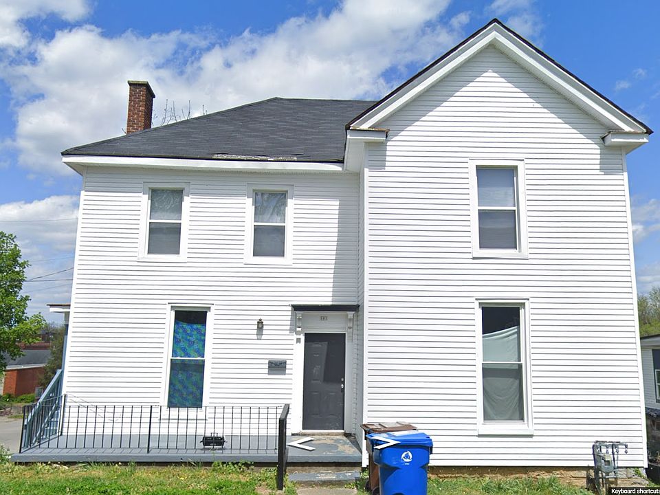 1st image of 212 Washington St