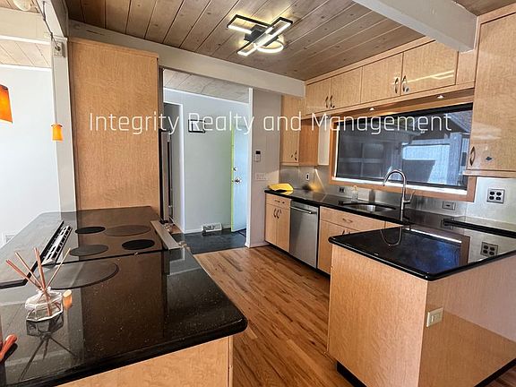 5th image of 1845 S Jersey Way