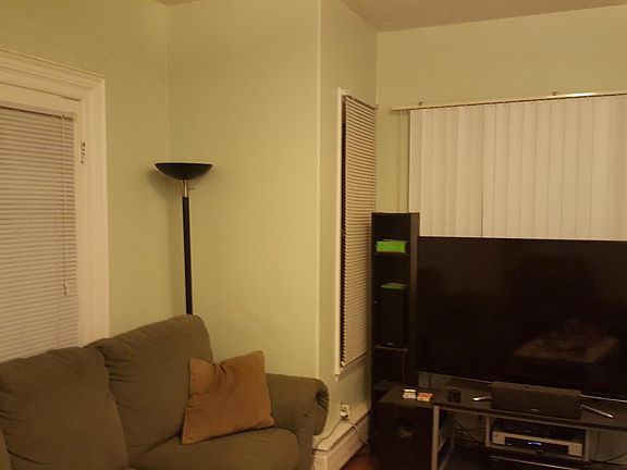 3rd image of 68 Metcalf St #1
