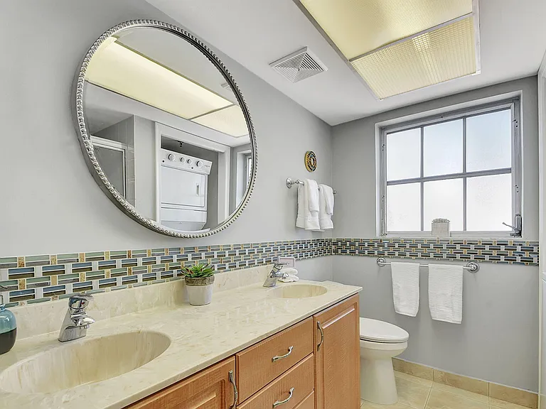 300 John F Kennedy Dr #Penthouse 8 — Photo 27