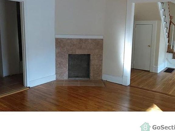 4th image of 423 N Oakley Ave