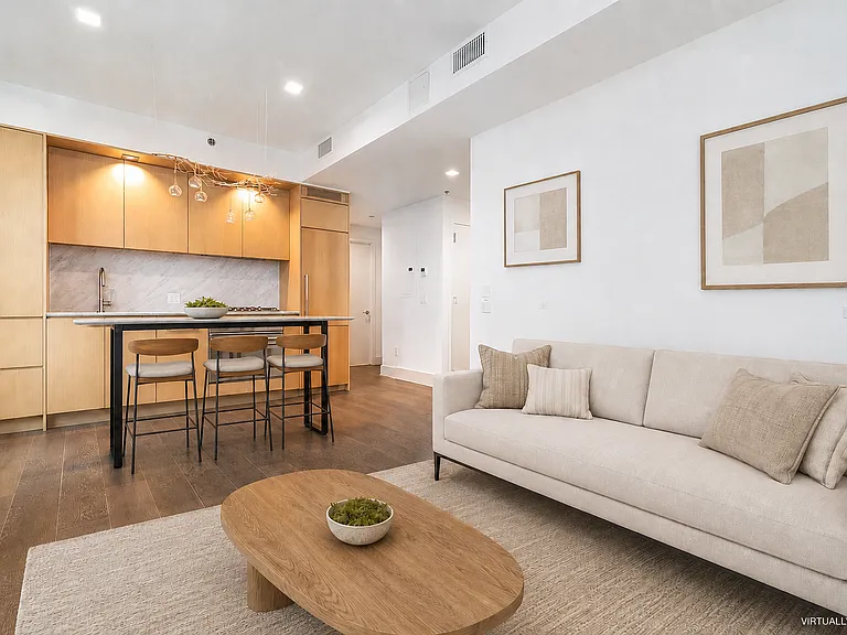 50 Greenpoint Ave #5A — Photo 4