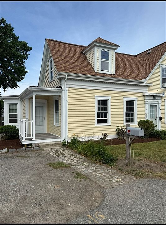1st image of 21 Pleasant St #8