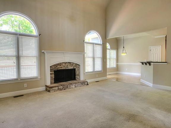 5th image of 228 River Laurel Way