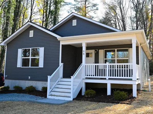 98 Woodbine Dr, Colonial Beach, VA 22443