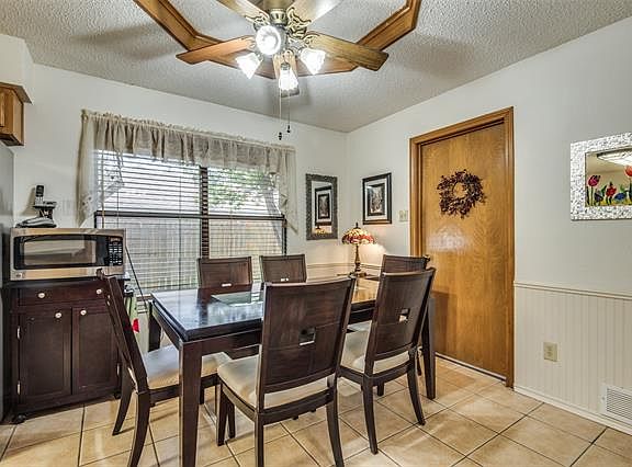 5th image of 2519 Kingsridge Dr