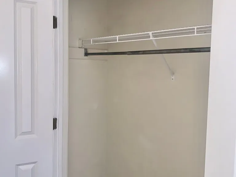 405 N Madison St — Photo 30