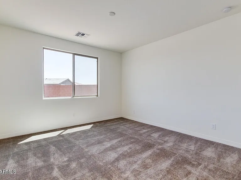 1674 N Hester Trl — Photo 5