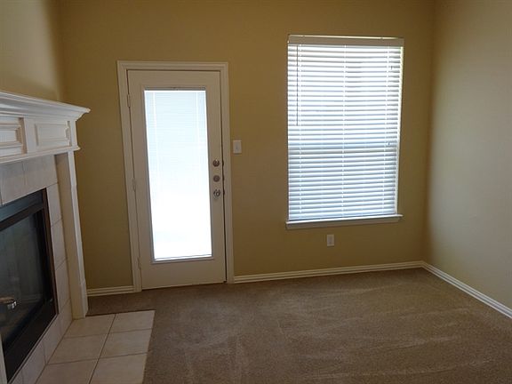3rd image of 2713 Mountain Lion Dr