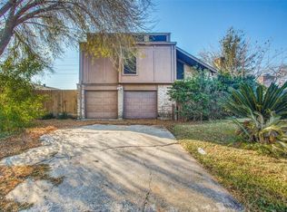 13923 Locke Ln, Houston, TX 77077