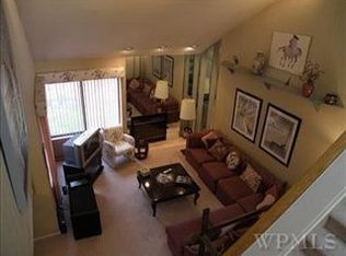 4 Deer Run, Chappaqua, NY 10514