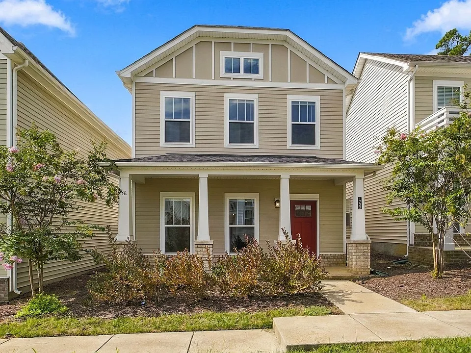 1723 Fenway Loop