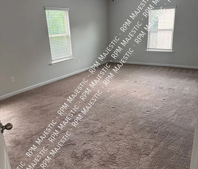 925 Lakehaven Ln — Photo 11