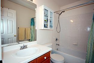 Full bath on upper level